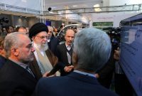 رهبر انقلاب از نمایشگاه توانمندی های تولید ایرانی بازدید کرد